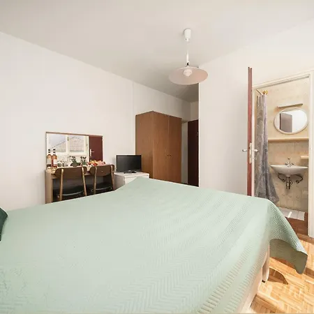 Apartment And Rooms Mrkovic Vodice Exterior photo