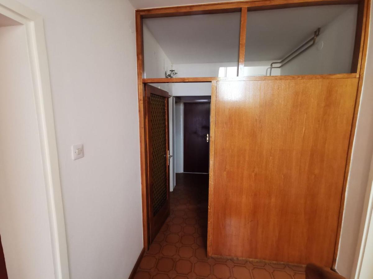 Apartment And Mrkovic Vodice